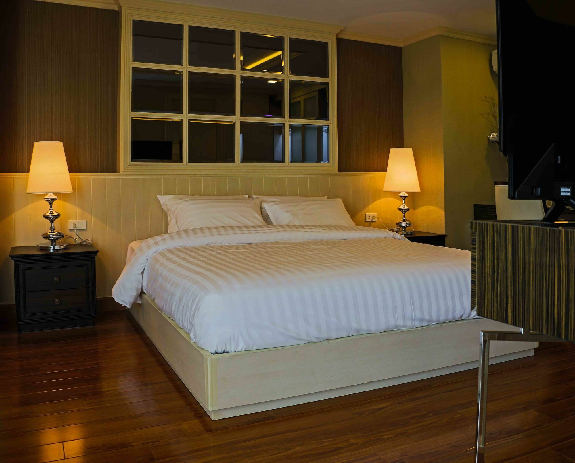 בנגקוק Aspira Hana Executive Apartment Thonglor מראה חיצוני תמונה