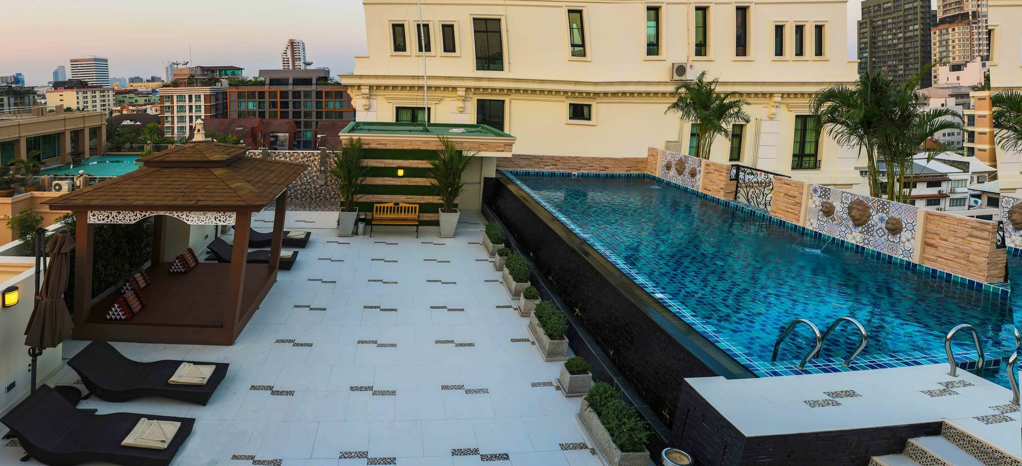 בנגקוק Aspira Hana Executive Apartment Thonglor מראה חיצוני תמונה
